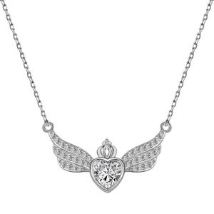 Collar de Plata S925 con Colgante de Zirconia Cúbica 5A en Forma de Corazón y Corona, Joyería Fina de Lujo Dylam - Product Image 1