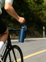 Bouteille trépied de 24 oz avec support magnétique N52 MagSafe pour téléphone, trépied pour téléphone, thermos avec paille intégrée