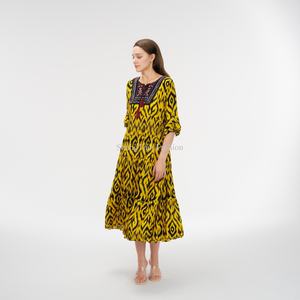 เดรสผ้าฝ้ายพิมพ์ลายโบฮีเมียนลำลองสำหรับผู้หญิง เดรสยาวลายดอกไม้ทอแบบสโมคกิ้ง เป็นมิตรกับสิ่งแวดล้อมและซักได้ มีบริการ OEM - Product Image 3