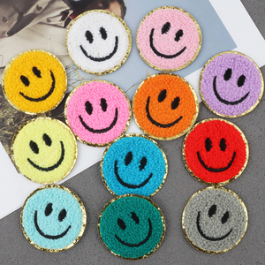Venta al por mayor de 54mm de diámetro. Diy dibujos animados sonrisa cara parche brillo Chenille hierro en parches bordados para ropa sombreros bolsas - Product Image 4