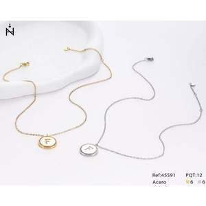 Collana con Ciondolo Iniziale Z, Catena in Acciaio Oro e Argento 2Cm, Gioielleria Fine - Product Image 3
