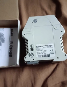 Relé de Seguridad EUCHNER Original Nuevo ESM-BA301 085613, Material Polimérico para Equipos Mecánicos, Estable y Duradero, Disponible - Product Image 2