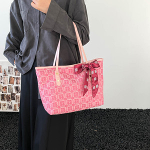 Borsa da Donna in Stile Cinese per Matrimonio, Borsa a Tracolla <span class=keywords><strong>Rossa</strong></span> Grande Capacità con Foulard in Seta - Product Image 3