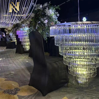 Lustre LED de luxe en acrylique au design moderne pour la décoration intérieure, idéal pour les boutiques, les villas et les salles de mariage