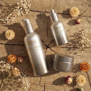 Flacon pulvérisateur en aluminium à fine brume, personnalisable avec logo OEM, vide, pour soins de la peau, crème, lotion, sérum, huile essentielle, matériaux recyclés - Product Image 4