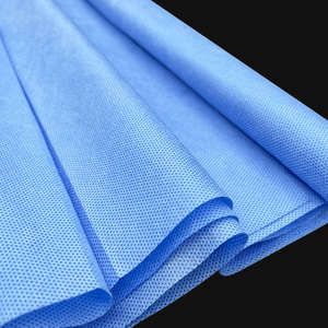 Tissu d'emballage de stérilisation médicale non tissé SMMS 40gsm 60g respirant imperméable pour usage hospitalier - Product Image 1
