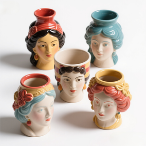 Jarrón con Cabeza de Mujer Española - Busto de Cerámica Pintado a Mano de 10 Pulgadas, Motivos de Rosas y Abanicos, Decoración del Hogar Andaluz - Product Image 1