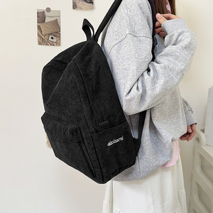 Mochila informal ligera de nailon y pana vintage para mujer, para la escuela, viajes y uso diario. - Product Image 3