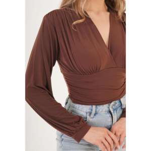 Blusa Marrón de Mujer al por Mayor con Escote en V Drapeado y Bordado, Talla XL, Estilo Vintage para Oficina, Primavera, de Seda, Tejido de Punto y Pana - Product Image 4