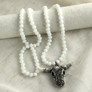 <span class=keywords><strong>Collana</strong></span> moda donna stile gioielli cristallo <span class=keywords><strong>collana</strong></span> annodata testa di toro corno ciondolo <span class=keywords><strong>collana</strong></span> bufalo - Product Image 3