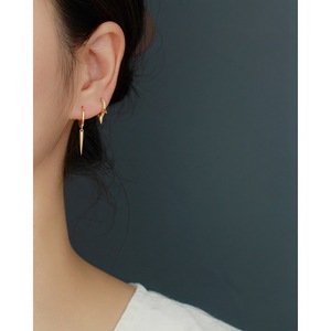 2024 mode vente chaude 925 en argent Sterling simple punk longue plaine <span class=keywords><strong>triangle</strong></span> spike boucles d'oreilles pour femmes bijoux