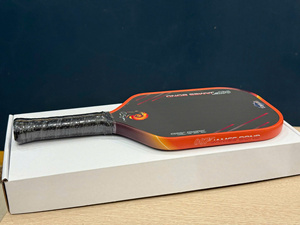 เวียดนามขายส่งไม้แบดมินตัน EAVX Gen 4 Core Carbon T700 แกน PP ใยแก้ว 3K ผิวคาร์บอน หนา 16 มม. บริการ OEM ODM จากโรงงาน - Product Image 3