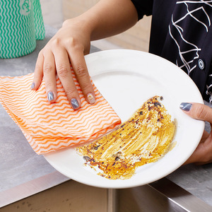 Rollo de Paños de Cocina Desechables de Tela No Tejida, Gruesos, Antiadherentes y Resistentes al Aceite, Color Verde y Naranja, de Kakama Factory - Product Image 2