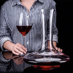 Hxglass Venta al por mayor 1.5L Unique Crystal Glass Decanter Jarra de vino tinto en regalo Clear Hand-blown Lliquor Decanter - Product Image 1