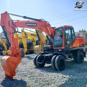 Excavatrice sur pneus d'occasion Doosan DX150, 15 tonnes, godet de 0,6 m³, marque coréenne d'origine, excavatrice de construction de taille moyenne, faible nombre d'heures, bon état - Product Image 2
