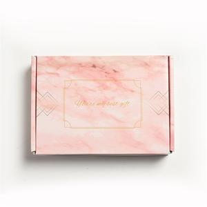 Caja de Cartón Resistente para Envíos, Cuadrada, Personalizable, con Múltiples Opciones de Color - Product Image 3