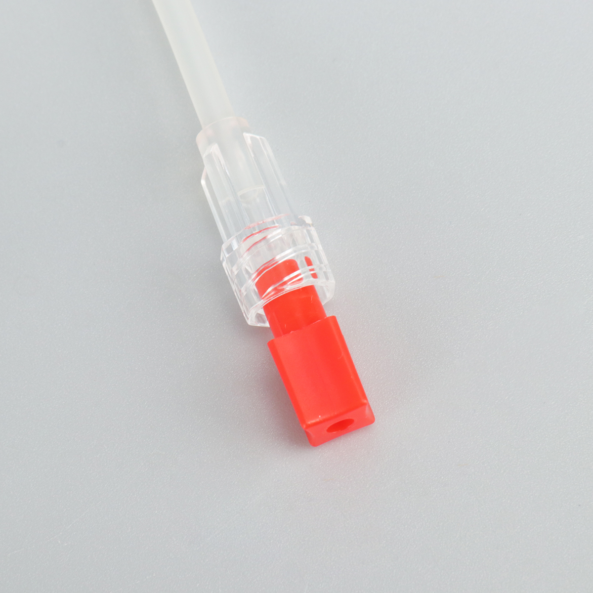 Tubo de extensión de 3 vías con llave de cierre médica desechable de China