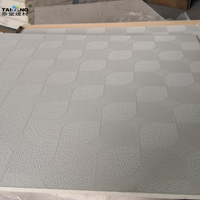 975 panneaux de gypse stratifiés en PVC 595X595X7.0Mm carreaux de plafond Guangdong