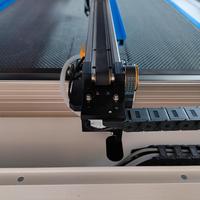 Hochpräzise RECI 80W 1610 Jade CO2 Laser gravur maschine mit CNC-Schneiden
