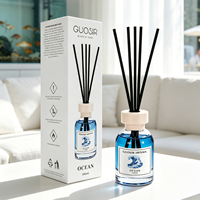 Fruchtduftende Aromatherapie Indoor Fruchtserie Kerzenloser Duftspender Bunter Flüssiger Reed-Diffusor 30-60 Tage Badezimmer