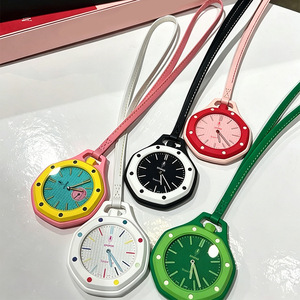 <span class=keywords><strong>Montre</strong></span> de poche à quartz 40 mm, étanche 3 ATM, avec pendentif arbre et portrait royal, design coloré, pour la collaboration mode tendance - Product Image 4