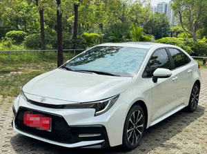 Oferta Especial: Toyota Levin 1.2T CVT Sport <span class=keywords><strong>2022</strong></span>, Sedán Automático <span class=keywords><strong>de</strong></span> <span class=keywords><strong>4</strong></span> Puertas y 5 Plazas, Matriculado en <span class=keywords><strong>Abril</strong></span> <span class=keywords><strong>de</strong></span> 2023, 22,000 KM - Product Image 2