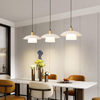 Luminaire suspendu en laiton de style moderne, fonctionnant sur piles, avec abat-jour en verre, télécommande, 6 couleurs RVB, 30 cm de hauteur (ampoule incluse)
