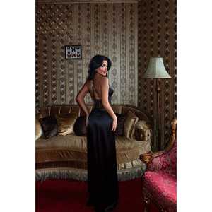 Robe de bal vintage noire pour femme avec détails en dentelle, fleurs brodées, taille empire moderne et simple, taille XL, longueur ras du sol - Product Image 1