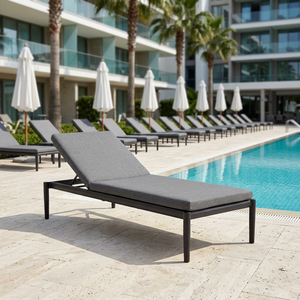 Tumbona Moderna de Aluminio para Exteriores, Ideal para Hoteles, Piscinas y Uso Comercial, Solución Integral, Proveedor de Muebles de Foshan - Product Image 1