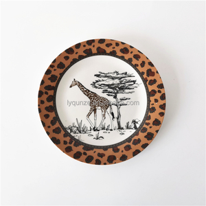 Vente en gros de 4 assiettes à dessert en porcelaine sur le thème du safari - Taille 7,5 pouces, illustrations de la faune, compatibles micro-ondes/lave-vaisselle/<span class=keywords><strong>four</strong></span> - Product Image 3