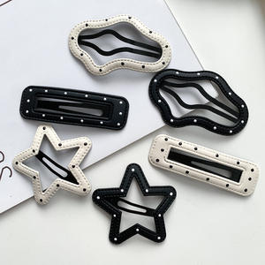 دبابيس شعر BB مجوفة سحابية بيضاوية لطيفة قادمة حديثًا ، دبابيس شعر بسيطة ذات شعبية كبيرة من الجلد الصناعي للفتيات والنساء - Product Image 1