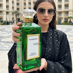 <span class=keywords><strong>Parfum</strong></span> <span class=keywords><strong>Oud</strong></span> <span class=keywords><strong>Arabian</strong></span> de Dubaï pour femmes pour faveurs de mariage 100ml Spray pour le corps <span class=keywords><strong>Parfum</strong></span> longue durée <span class=keywords><strong>Parfum</strong></span> liquide en bâton <span class=keywords><strong>parfum</strong></span>é aux fruits - Product Image 1