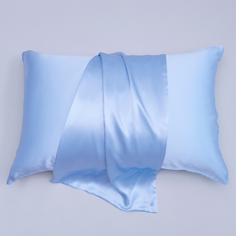 Soie de mûrier bleu ciel 100% qualité 6A