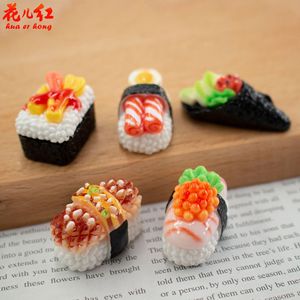 ชุดตุ๊กตาทำอาหารซูชิแบบม้วน 3 มิติ ใหม่ล่าสุด พร้อมชาร์มตกแต่งเคสมือถือ DIY ด้วยเทคนิคการเคลือบน้ำมัน รูปผลไม้/อาหาร - Product Image 1
