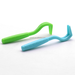 Pince à épiler 3 en <span class=keywords><strong>1</strong></span> pour éliminer les poux et les tiques des animaux de compagnie, en ABS, pour chat, chien et petits animaux, pince à épiler confortable pour éliminer les puces et les tiques - Product Image 6