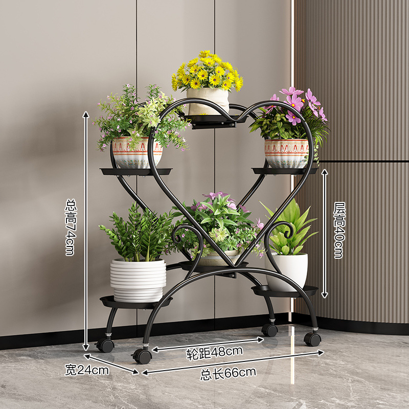 Sei piatti a forma di cuore neri