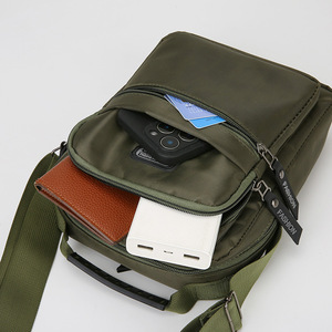 Fashool Sac messager en nylon pour hommes, sac à bandoulière durable de grande capacité pour un usage quotidien, voyage d'affaires - Product Image 4