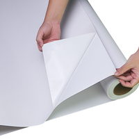 Vinyle auto-adhésif brillant 120 g/m² 140 g/m² à base de colle blanche éco-solvant pour enveloppement de véhicules et publicité