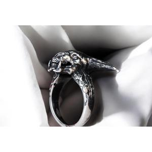 Anillo de Plata de Ley 925 Hecho a Mano con Diseño Gótico Cristiano de Icono de la Oscuridad y el Destino, Chapado en Rodio Negro, de Moda - Product Image 2