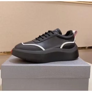 Chaussures décontractées à lacets pour hommes de la série classique haut de gamme, chaussures pour hommes de haute qualité, chaussures de sport tendance pour hommes en gros. - Product Image 4