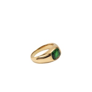 Anillo de Acero Inoxidable con Piedra Verde para Mujer, Diseño Atrevido, Fabricante de Joyería - Product Image 4