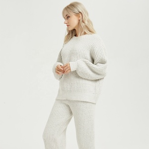 Venta al por mayor suave cálido cómodo Fuzzy Fleece Lounge Wear poliéster mujeres ropa de dormir pijama conjunto <span class=keywords><strong>YLY</strong></span> - Product Image 5