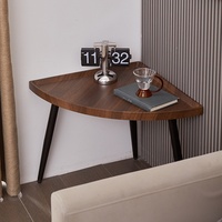 Table d'appoint créative en forme d'éventail, petite table d'angle triangulaire en bois massif pour appartement, table d'appoint de salon, table basse