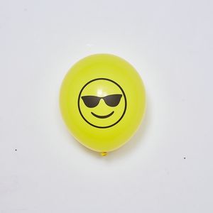 Amazon Offre Spéciale Fournitures De Fête Drôle Imprimé Smiley Visage Imprimé Ballons Jaune 12 pouces Emoji Ballons En Latex - Product Image 2