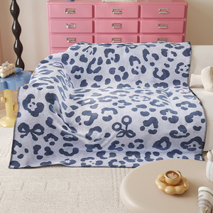 Manta de Franela con Estampado de Leopardo, Rectangular, Suave al Tacto, Ideal para Sofá y Siestas en la Oficina - Product Image 1