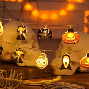 Cadena de luces LED de Halloween Decoración al aire libre Jack Ghost Bat Lights para decoración navideña