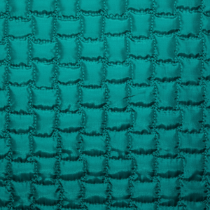 Tissus de courtepointe toutes saisons brodés imperméables à l'eau en polyester épais pour la maison hôtel couleur personnalisée Vietnam - Product Image 1