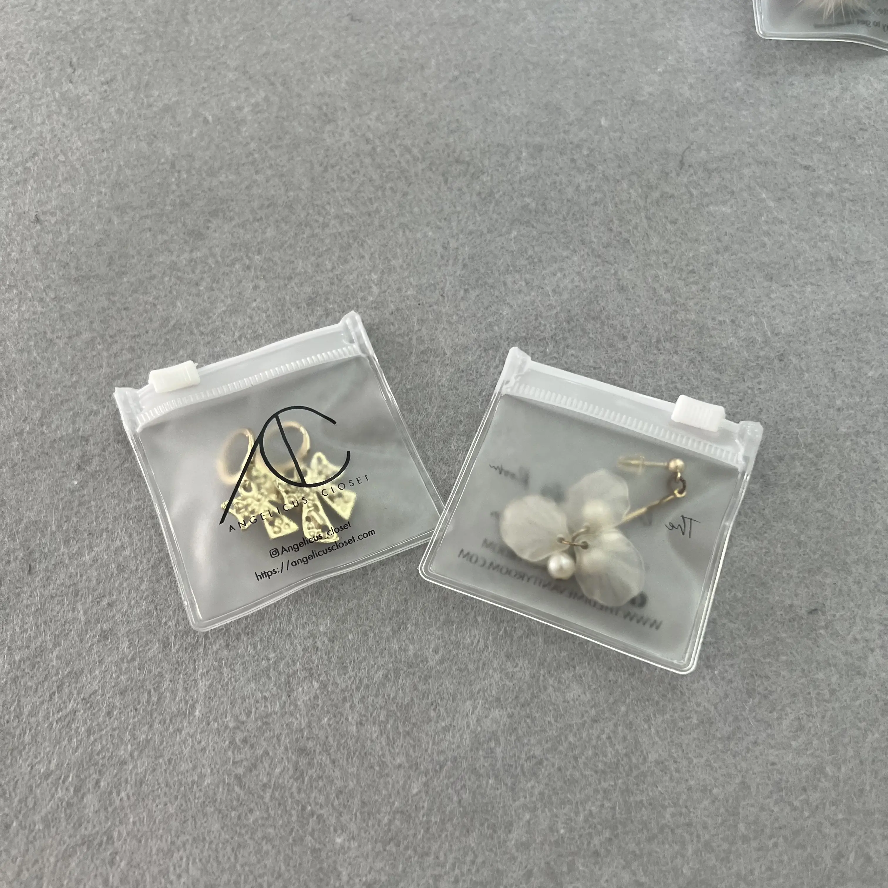 Mode petits sacs à fermeture éclair sac à fermeture éclair pour bijoux petit étui givré/transparent en plastique PVC emballage sérigraphie accepter