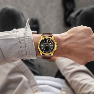 Montre élégante pour homme, accent doré, bracelet en cuir marron, cadran minimaliste, mouvement à quartz, idéale pour les cadeaux - Product Image 4