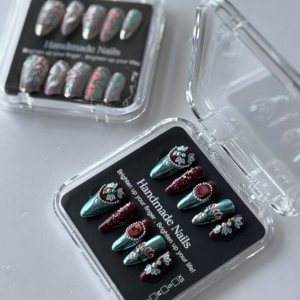 <span class=keywords><strong>Uñas</strong></span> Postizas Acrílicas con Diseño de Gel Brillante, Estilo Académico Vintage con Patrón Rojo Y2K, Hechas a Mano, <span class=keywords><strong>Tendencia</strong></span> 3D, Personalizadas, Forma Almendrada - Product Image 5